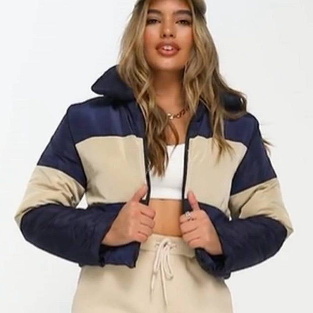 I Saw It First Padded Puffer Cropped  Jacket Women Large Winter Blue Beige $89